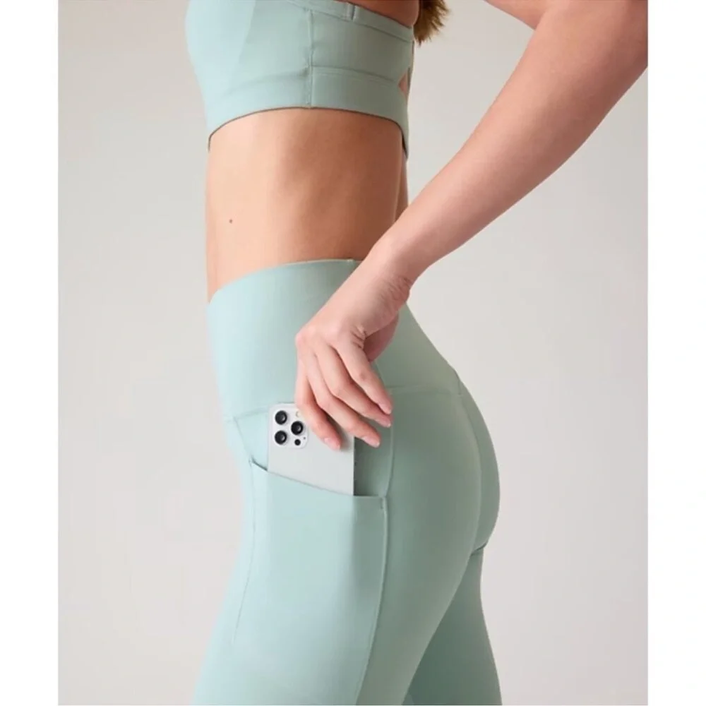Athleta S SALUTATION STASH HIGH RISE MESH 7/8 TIGHT Small Dawn Blue Exc. Cond. - Picture 2 of 10